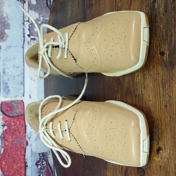 Enzo Angiolini Leather Lace-up Flats - Picture 2 of 12